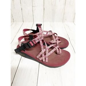 Chaco Z2 Classic Maroon and Pink Womens Size 8